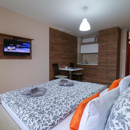 Studio Apartments Maksimovic Ni 외부 사진