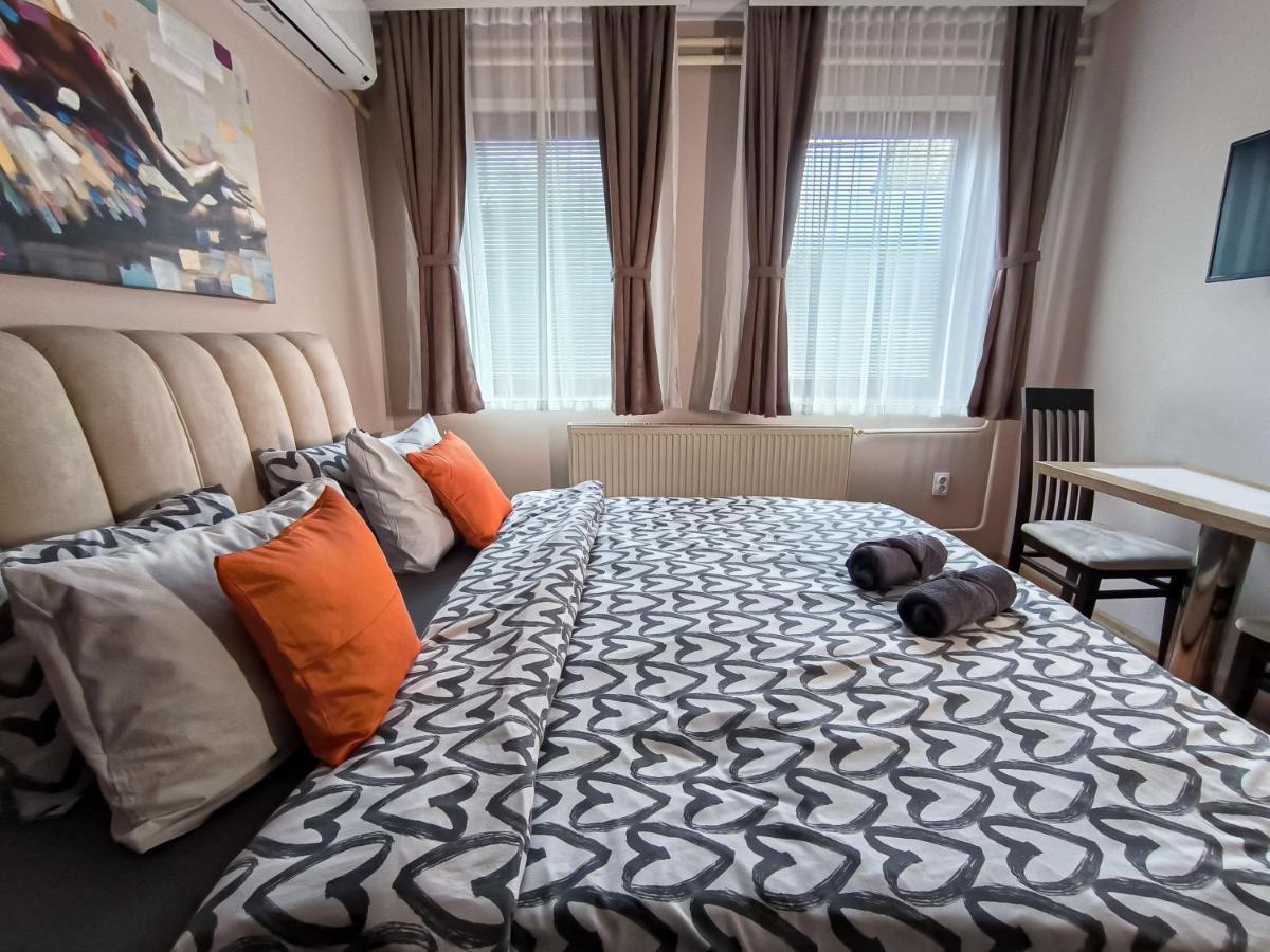Studio Apartments Maksimovic Ni 외부 사진