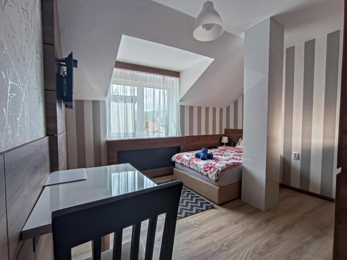 Studio Apartments Maksimovic Ni 외부 사진