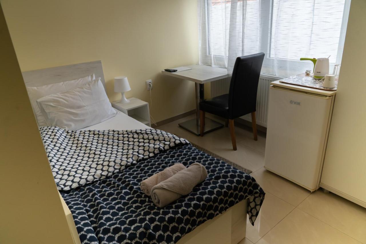 Studio Apartments Maksimovic Ni 외부 사진