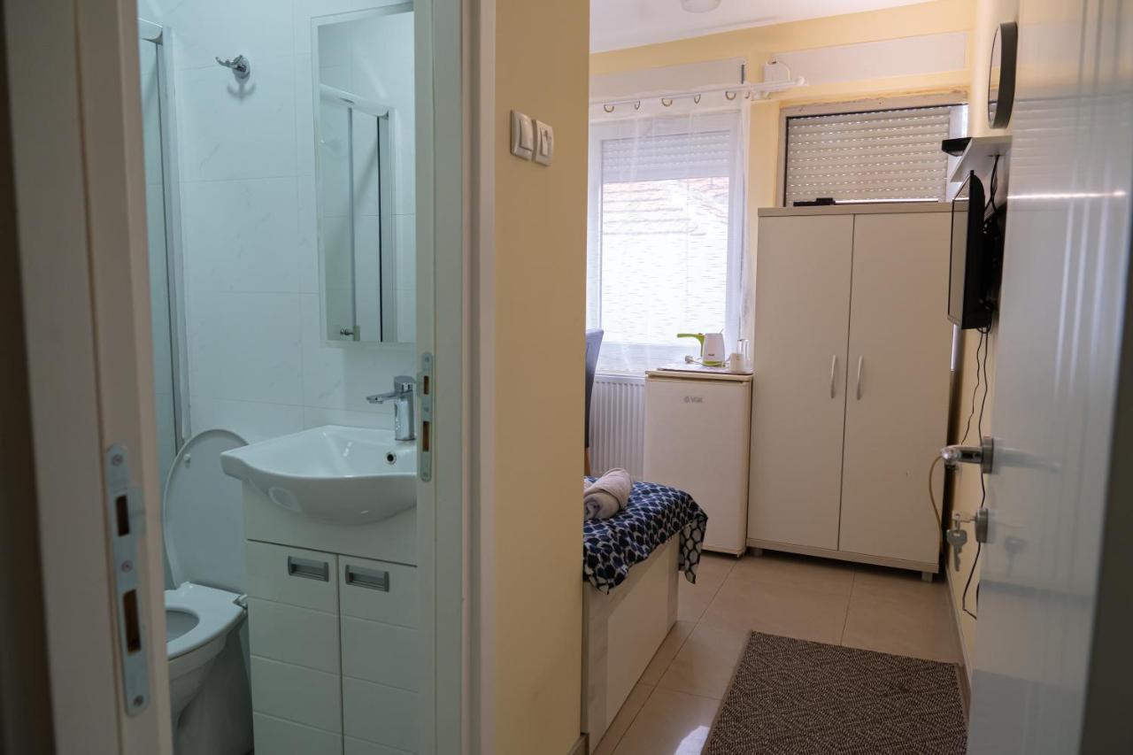 Studio Apartments Maksimovic Ni 외부 사진