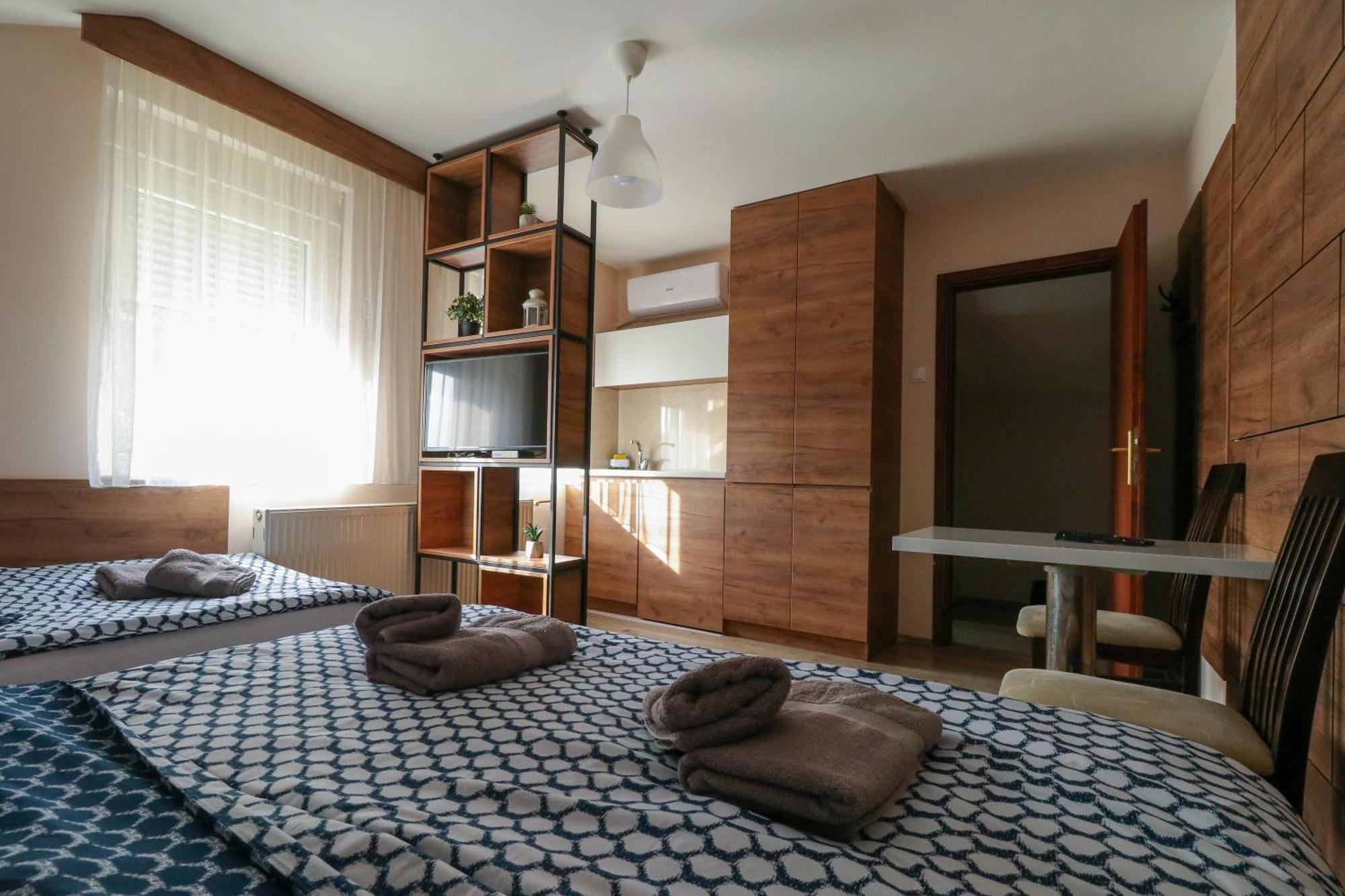 Studio Apartments Maksimovic Ni 외부 사진